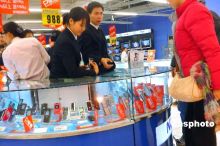 電子產(chǎn)品銷售收入激增24% 手機(jī)業(yè)務(wù)引領(lǐng)增長